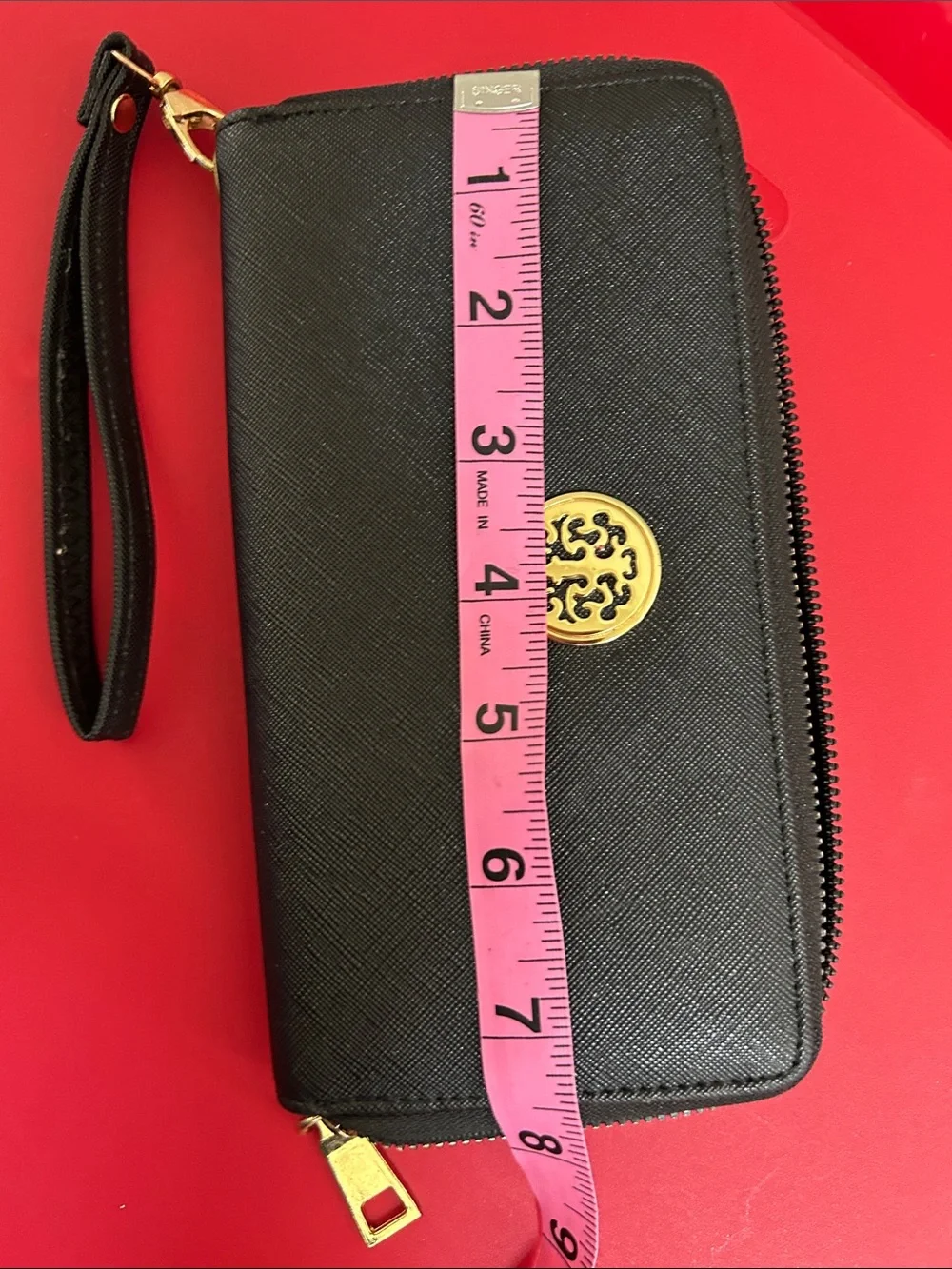 no brand sophisticated black